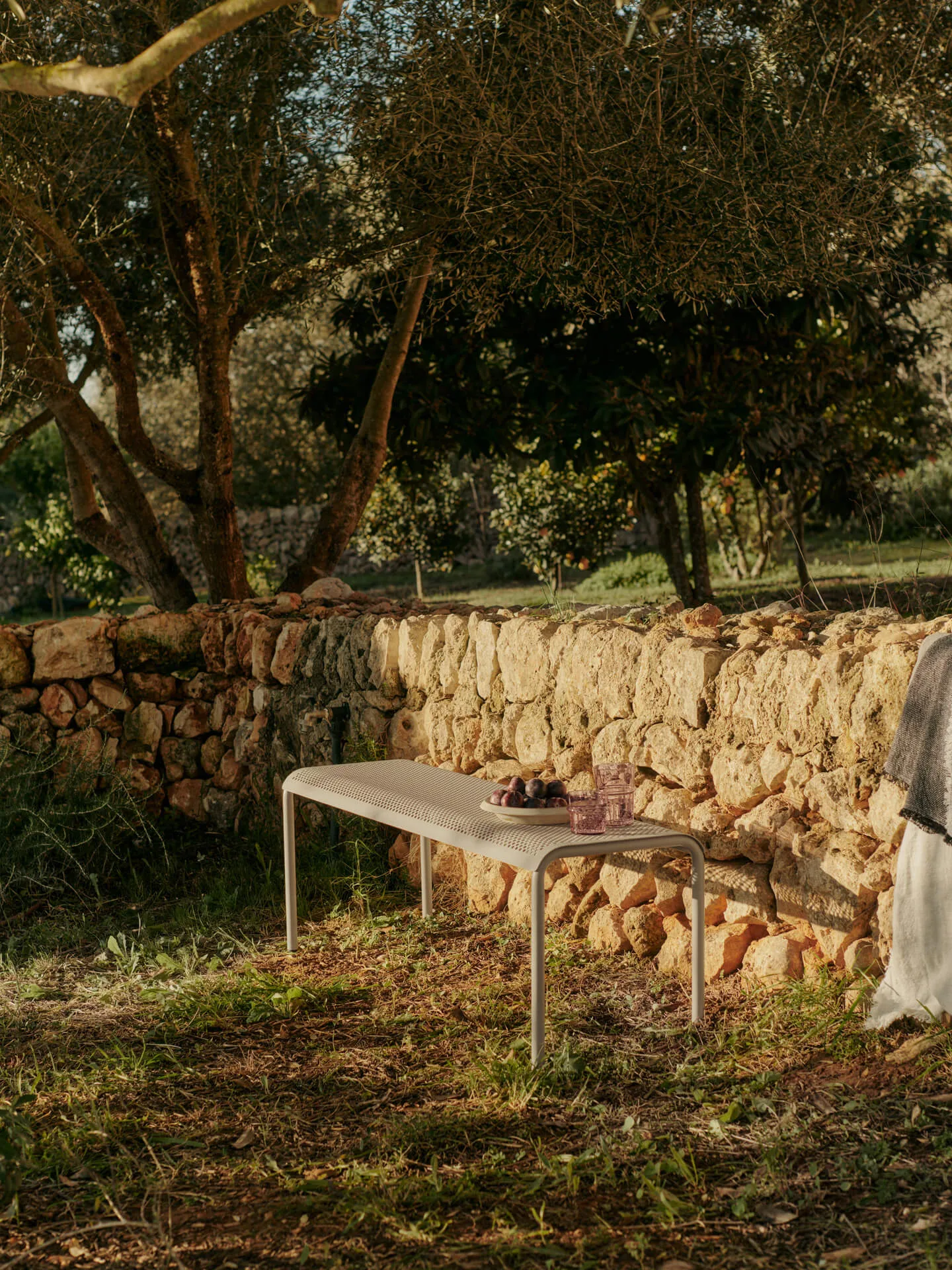 Dapple benk 45x130x39,8 cm, Cashmere Ferm Living