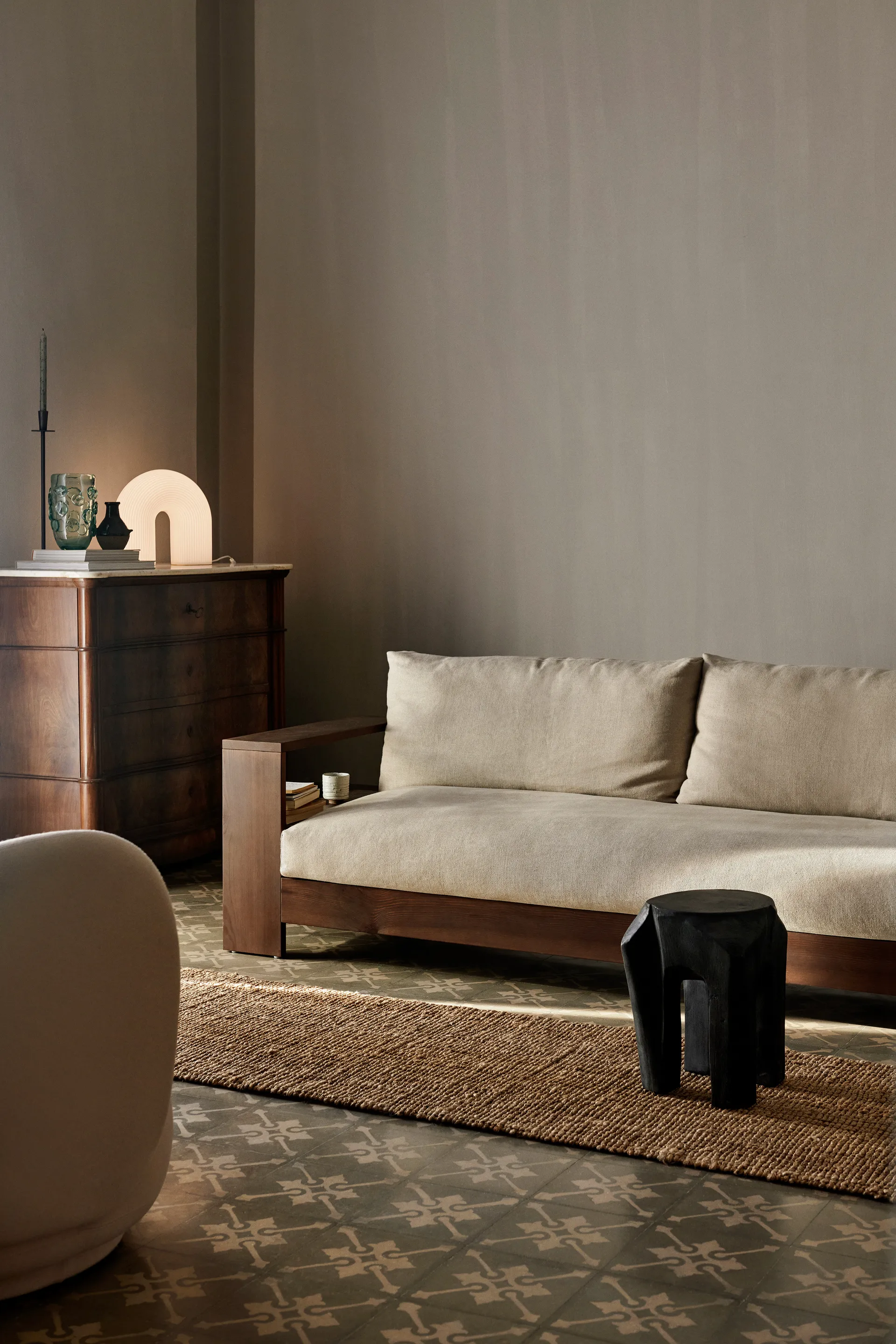 Edre sofa classic lin, Dark Stained-Natural Ferm Living