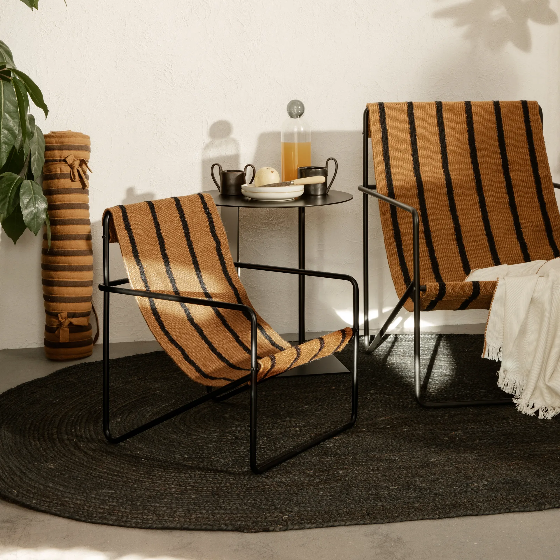 Eternal juteteppe oval small, Black Ferm Living
