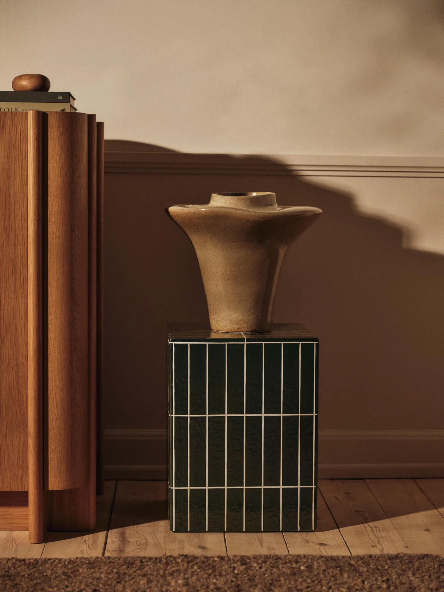 Evio vase, Elm green, Ø35x53 cm Ferm Living