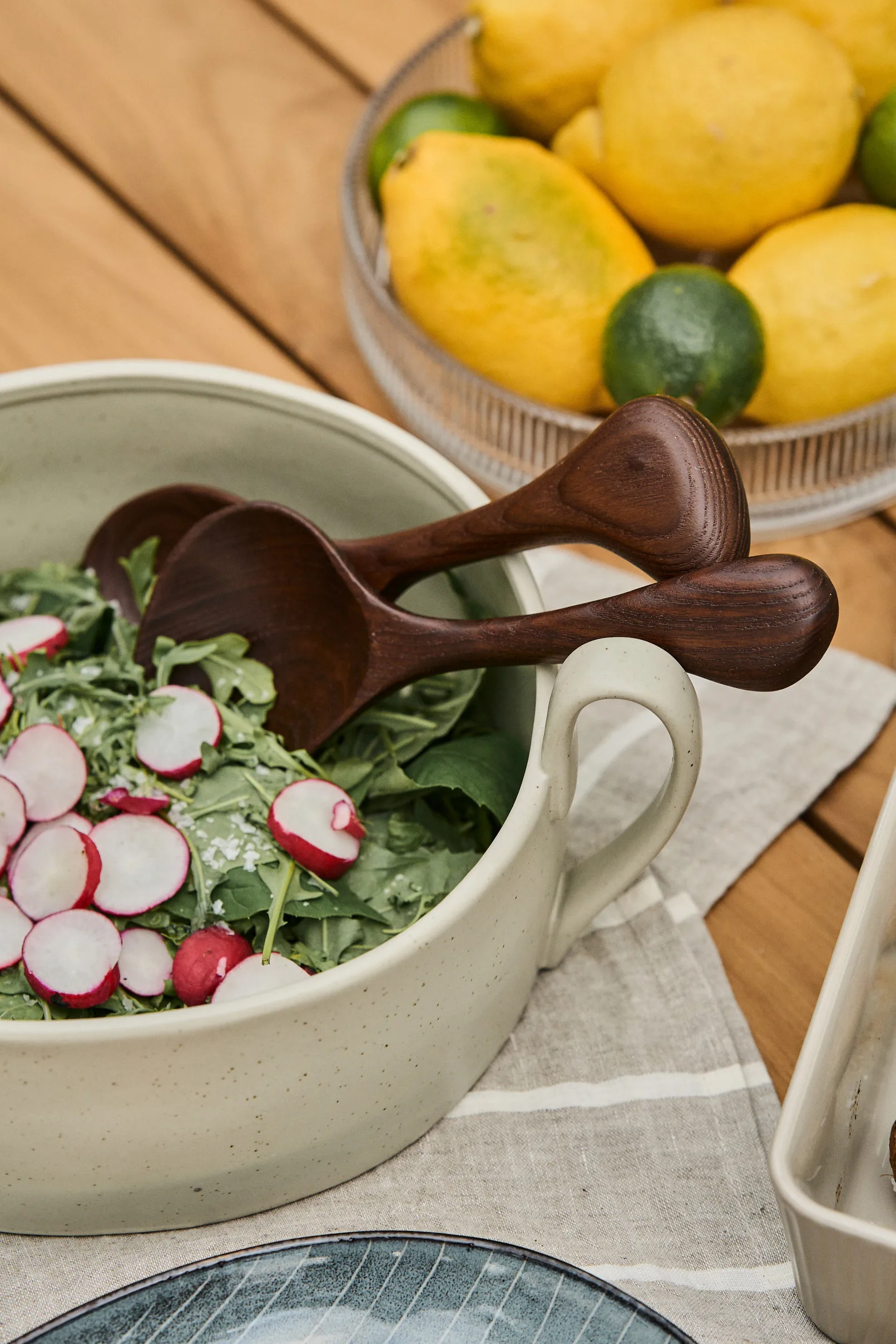 Flow Centrepiece skål, Off-white speckle Ferm Living