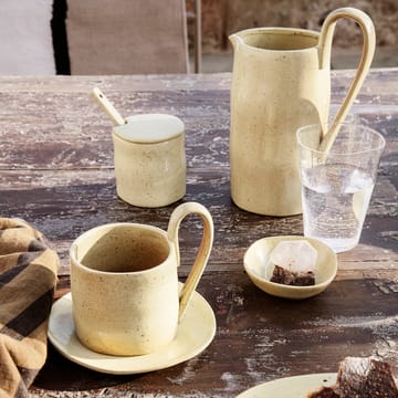 Flow kanne 1 L - Gulspettet - Ferm Living