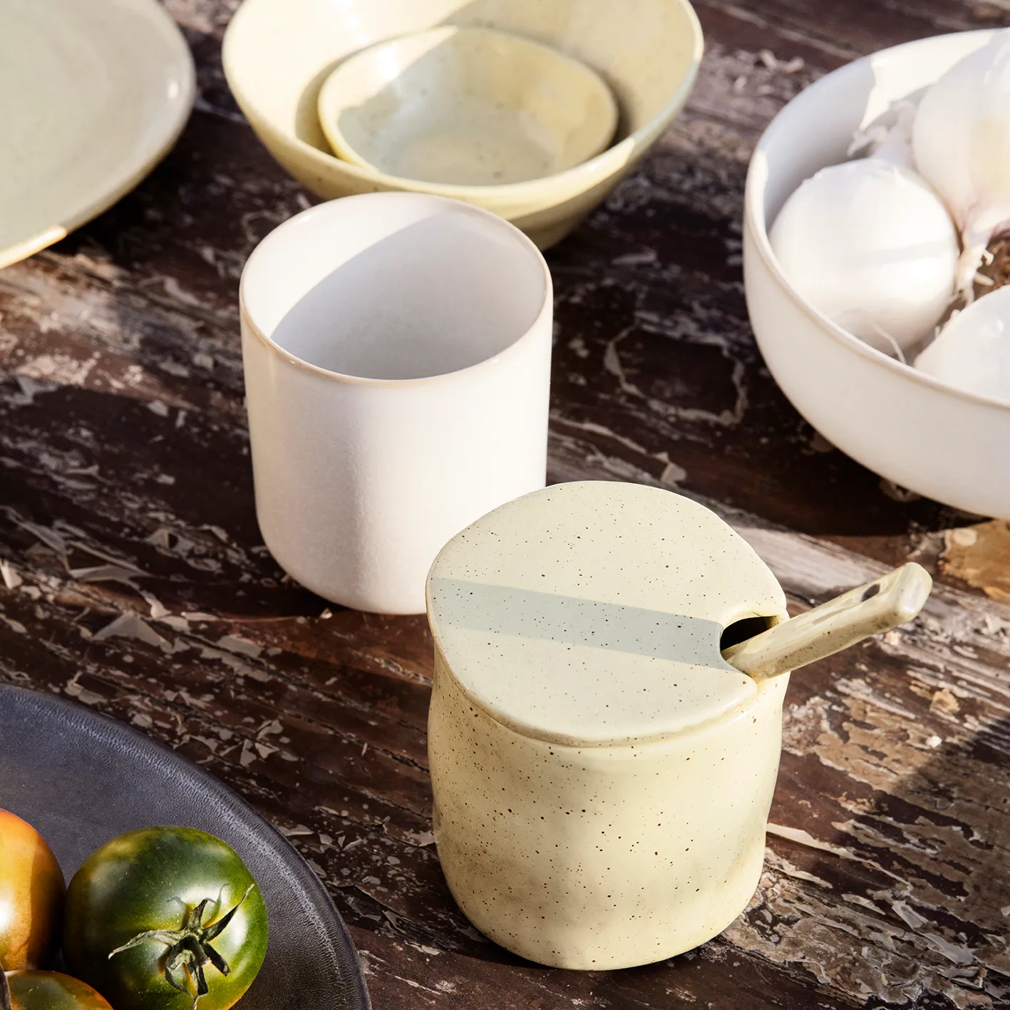 Flow syltetøykrukke med skje, Gulspettet Ferm Living