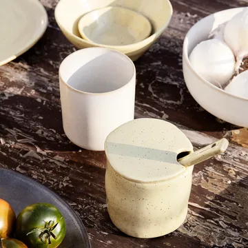 Flow syltetøykrukke med skje - Gulspettet - Ferm Living