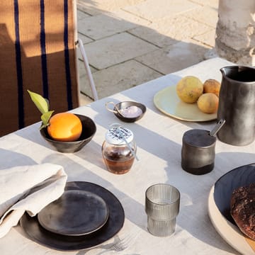 Flow syltetøykrukke med skje - Svart - Ferm Living