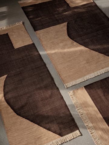 Forene teppe - Tan-Chocolate, 140x200 cm - Ferm Living
