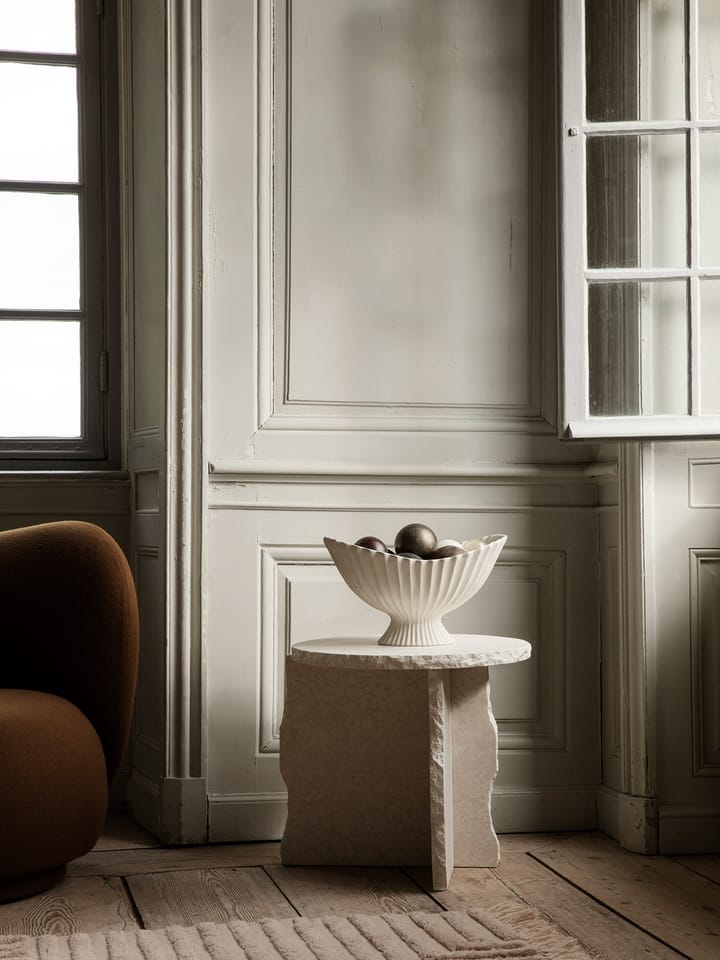 Fountain Centrepiece 25 x 37 cm, Off-white Ferm Living