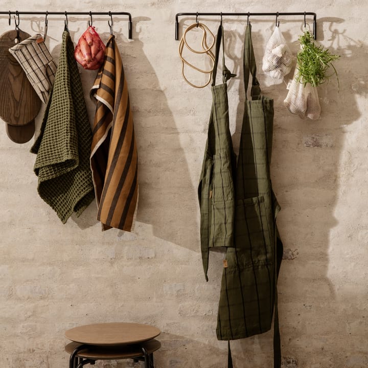 Hale barnforkle, Green-black Ferm Living