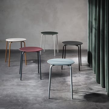 Herman fotskammel - Red brown, kromstativ - Ferm Living