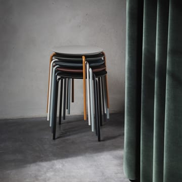 Herman fotskammel - Red brown, kromstativ - Ferm Living