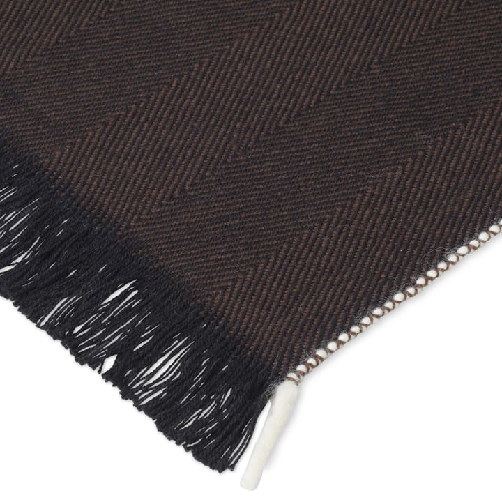 Herringbone pledd 120x180 cm, Dark coffee Ferm Living