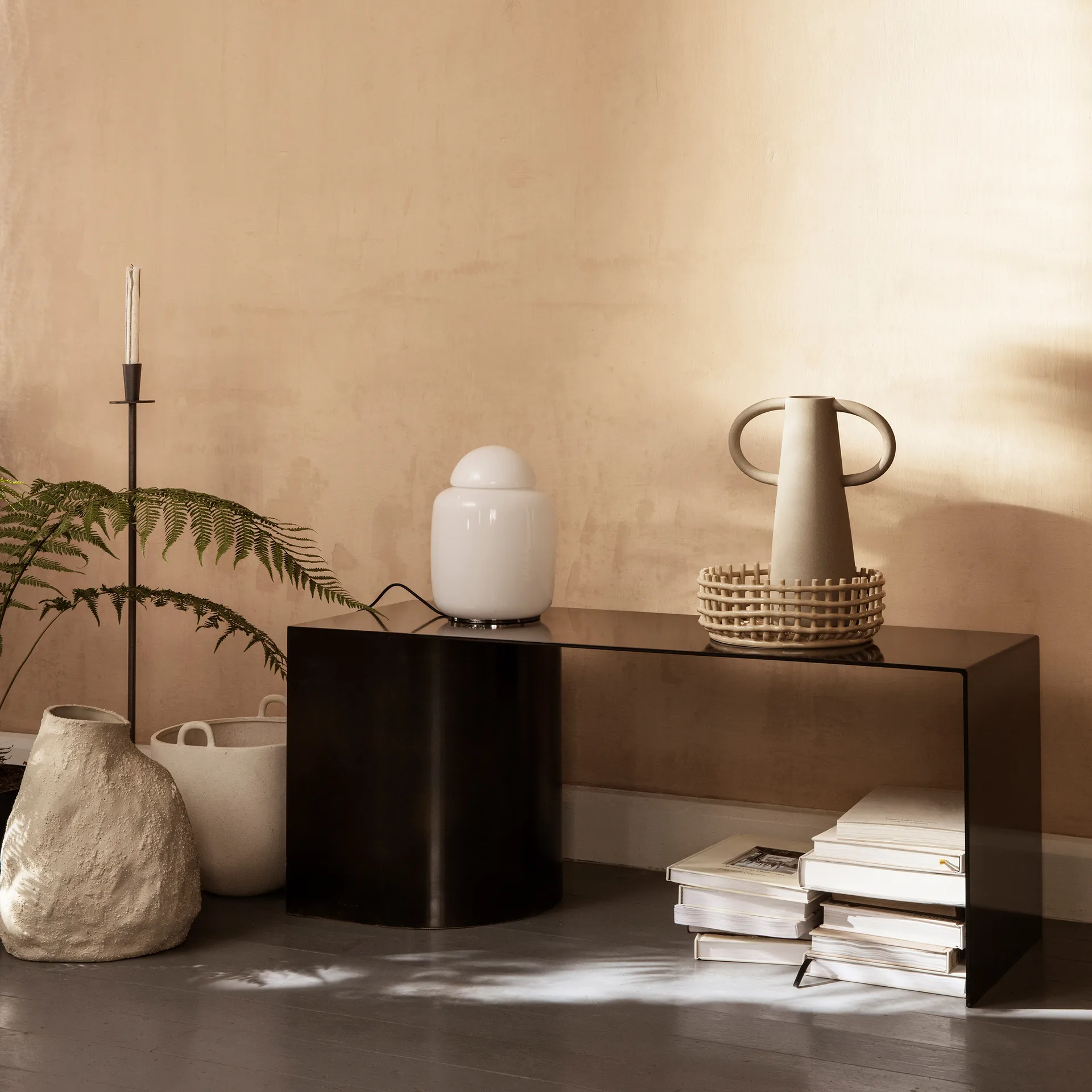 Hoy lysestake tall 86 cm, Svart Ferm Living