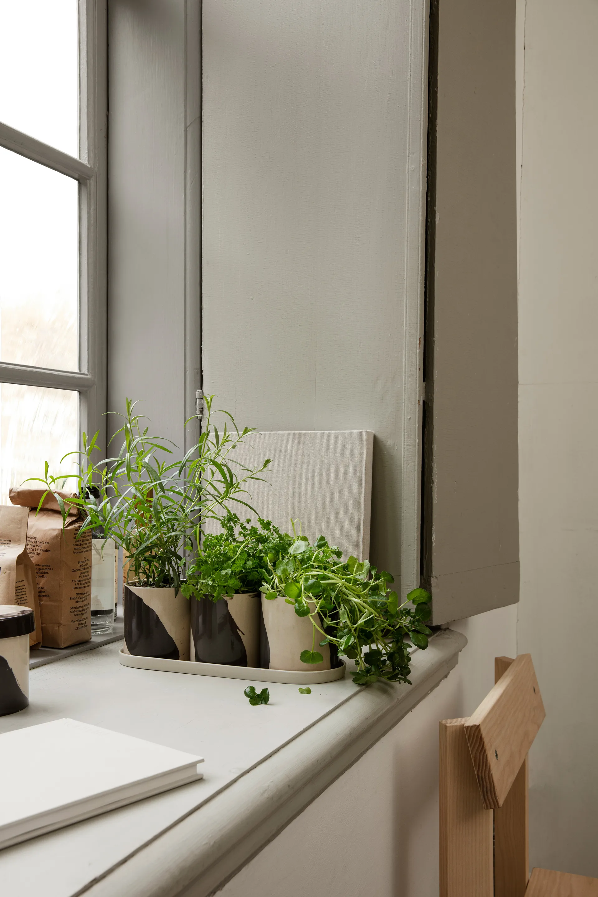 Inlay urtekrukke med fat 4 deler, Sand-brown Ferm Living