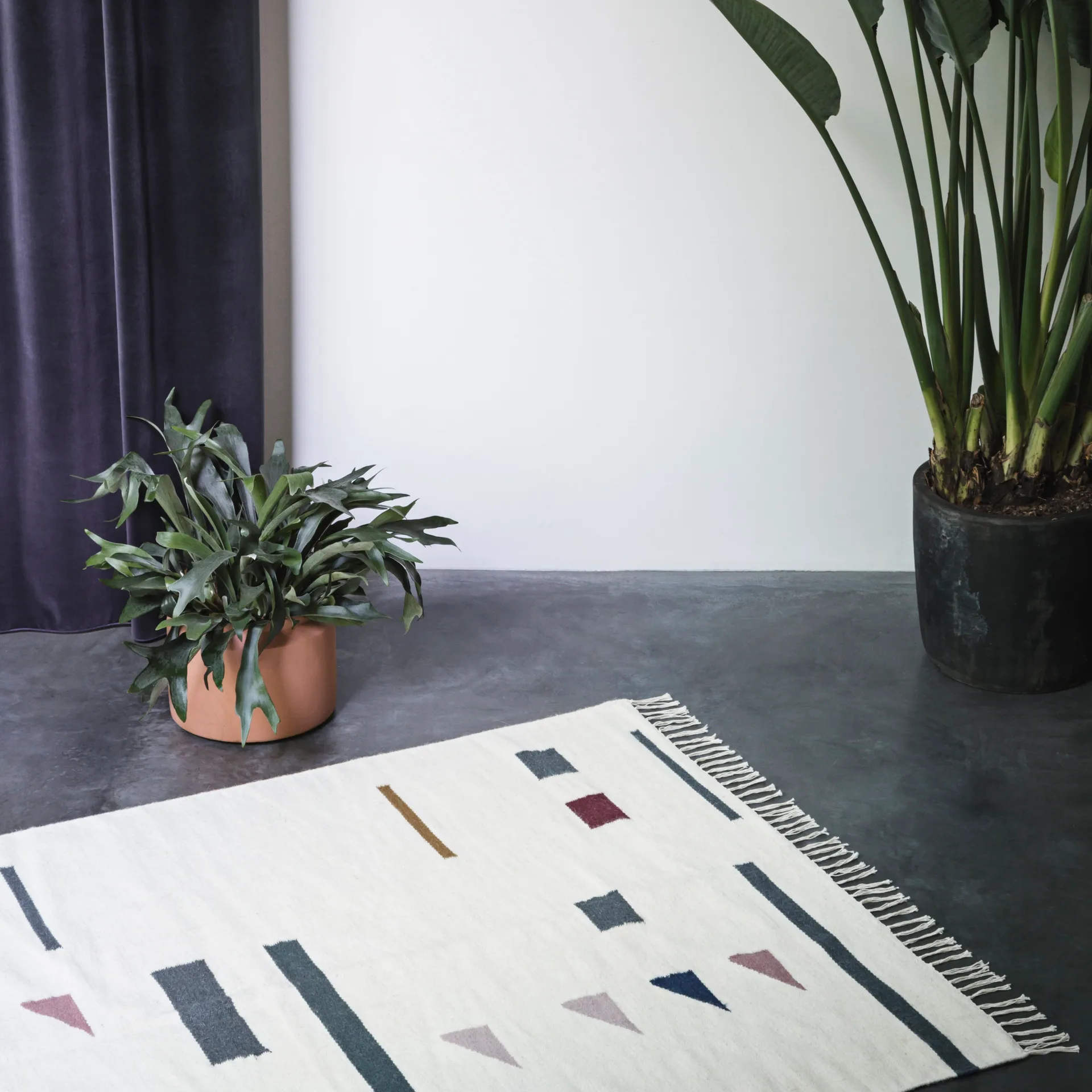 Kelim gulvteppe stort, colour triangles Ferm Living