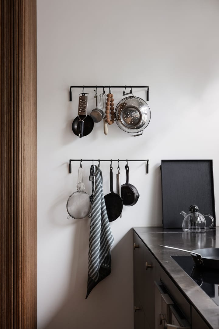 Kitchen kjøkkenstang med 6 kroker, Svart messing Ferm Living