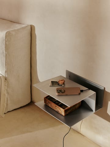 Lager nattbord 15,5x35x30 cm - Aluminium - Ferm Living