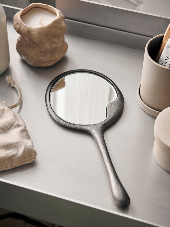 Lava håndspeil, Blackened Aluminium Ferm Living