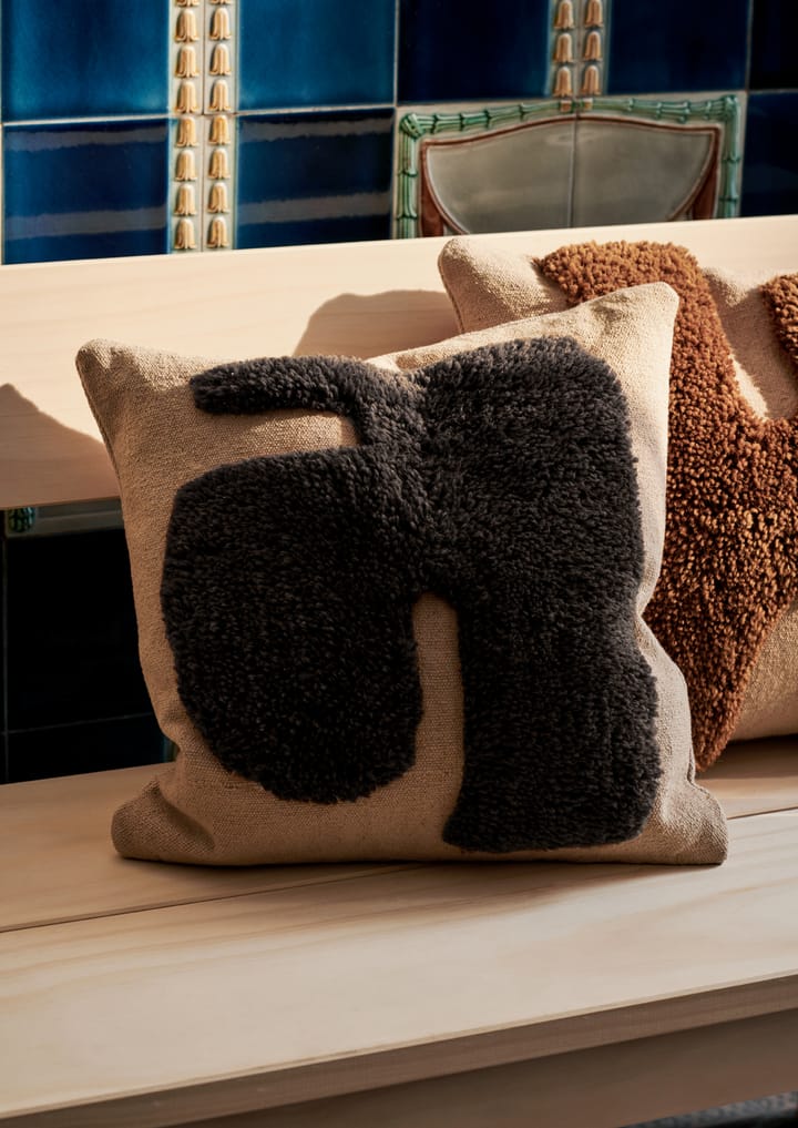 Lay pute 50 x 50 cm, Sand / Dark Brown Ferm Living