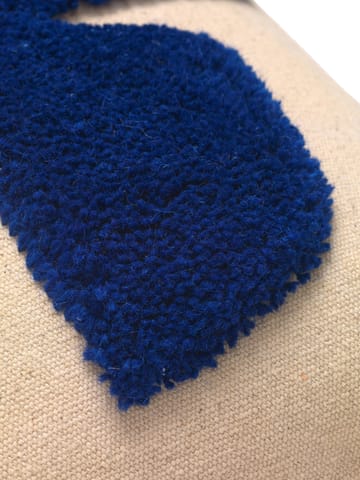 Lay rektangulær pute 40 x 60 cm - Sand / Bright Blue - Ferm Living