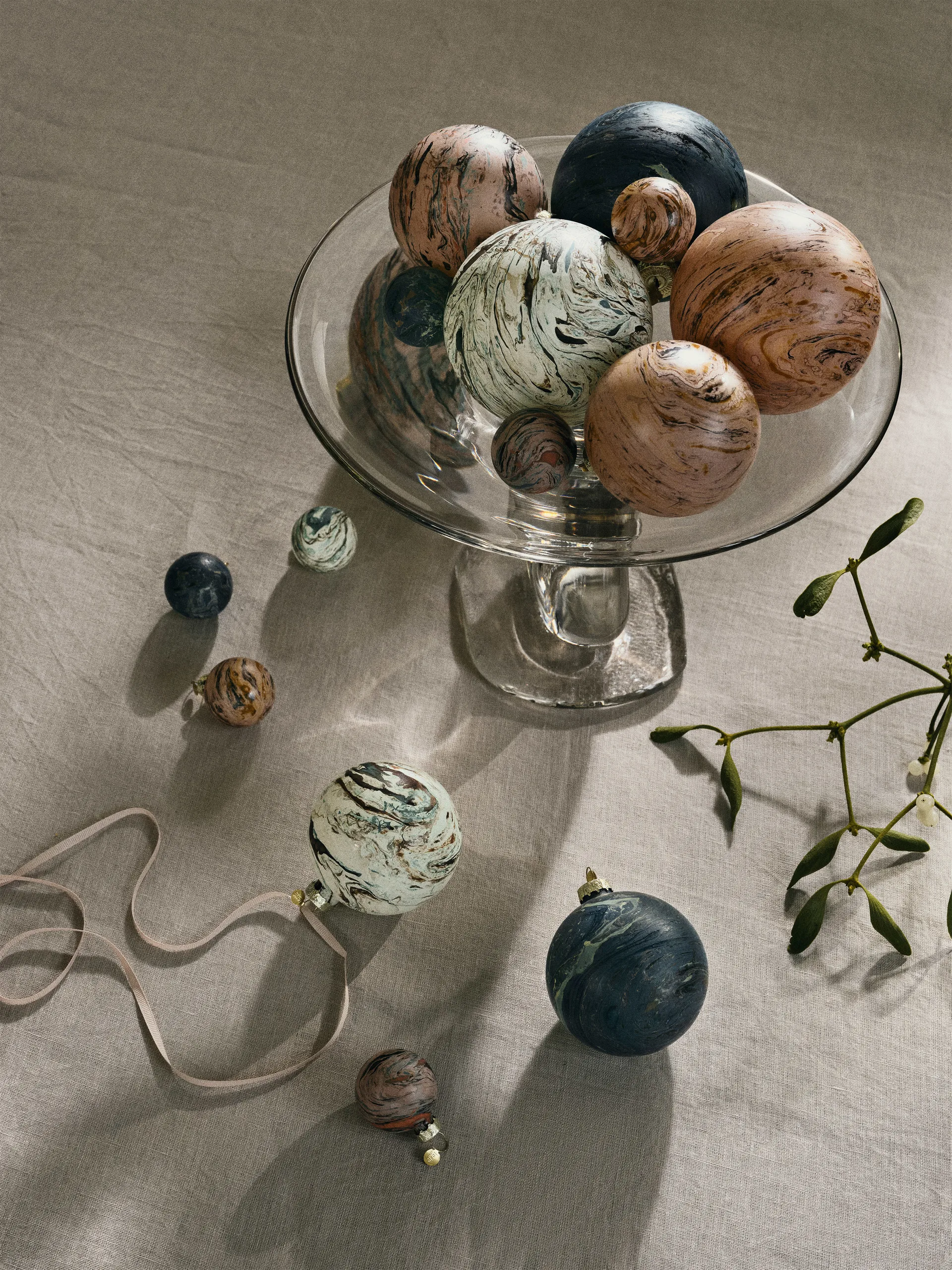 Marble dekorasjonskule mixed 4-pakning, Large Ferm Living