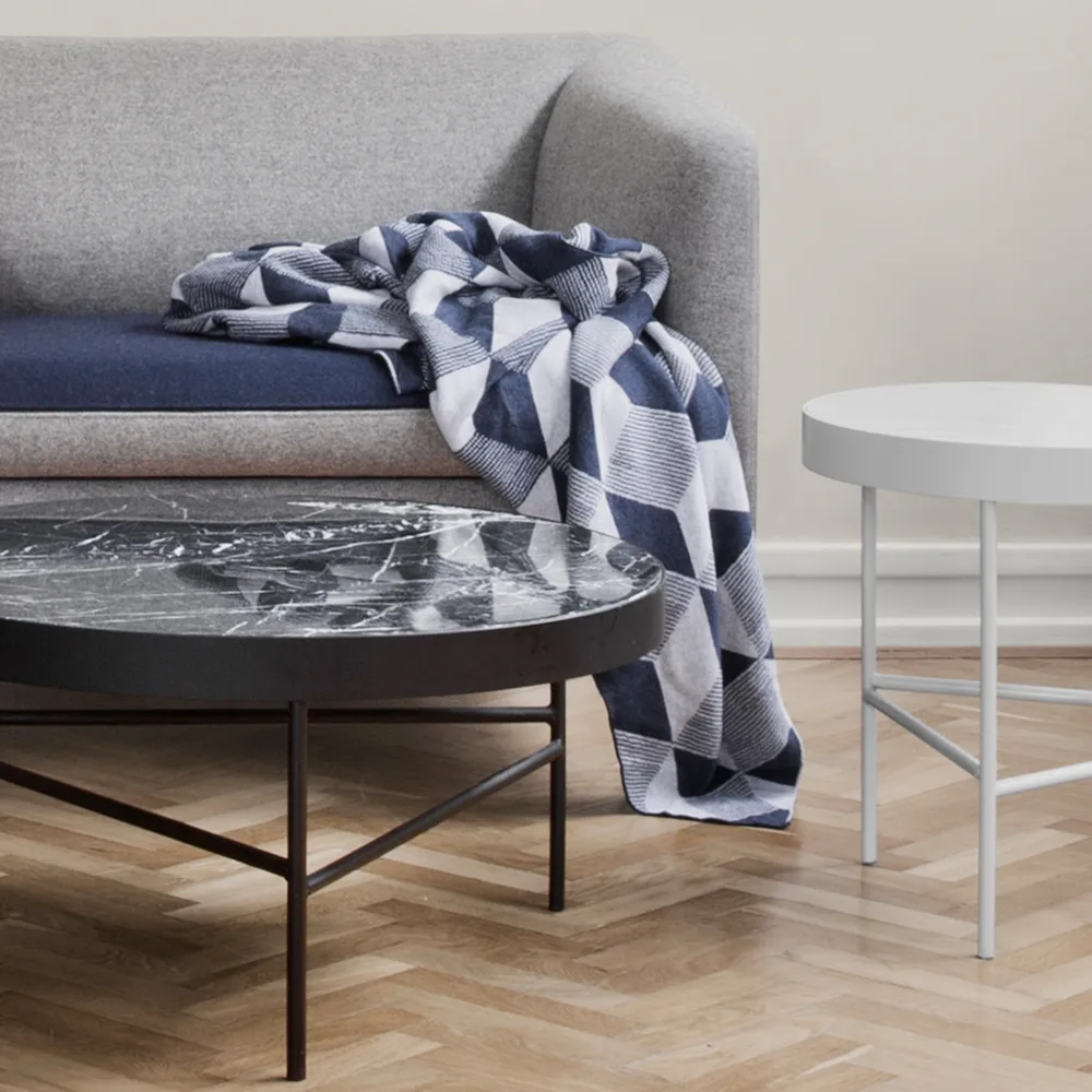 Marble Table sofabord, marmor svart, medium, svart stativ Ferm Living