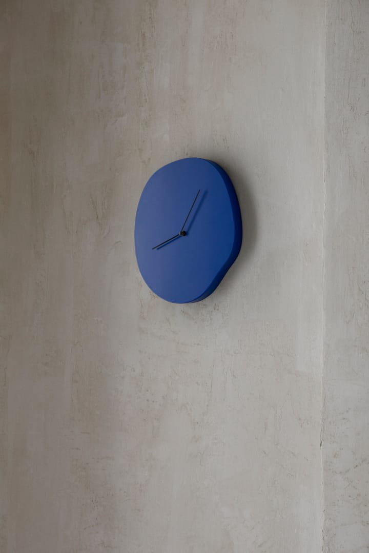 Melt veggklokke 28 x 33 cm, Blue Ferm Living