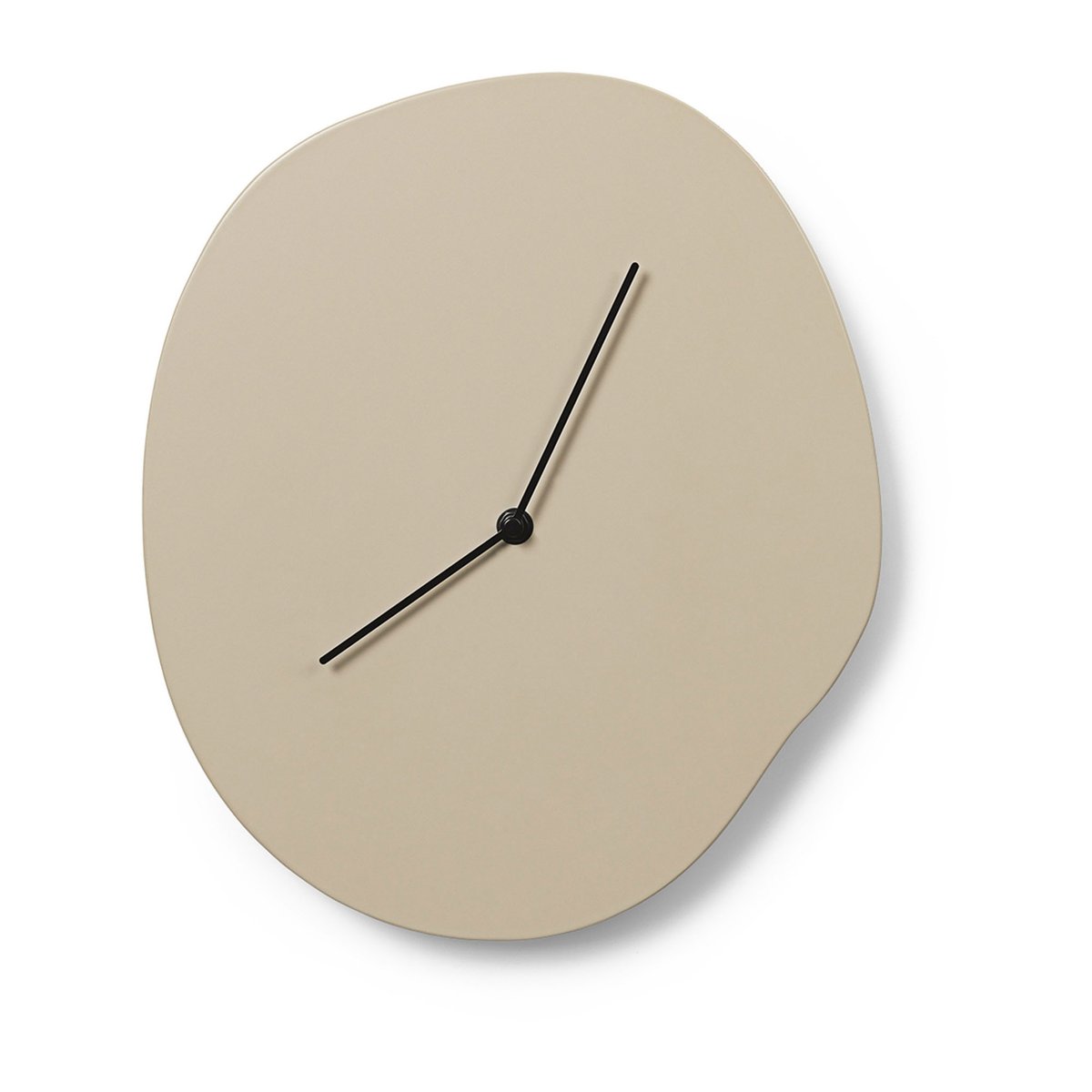 Ferm Living Melt veggklokke 28 x 33 cm Cashmere