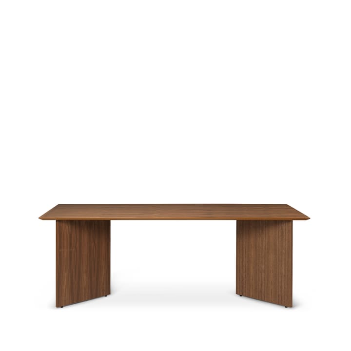 Mingle spisebord - Walnut veneer, 210 cm, vinklede ben av valnøttfinér - ferm LIVING