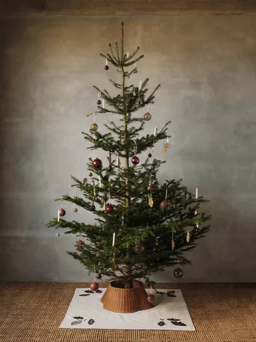 Oak leaf christmas tree lysestake 4-pakning - Messing - Ferm Living