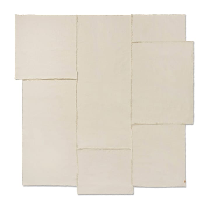 Offset sengeteppe 264 x 272 cm - Off-white - Ferm Living