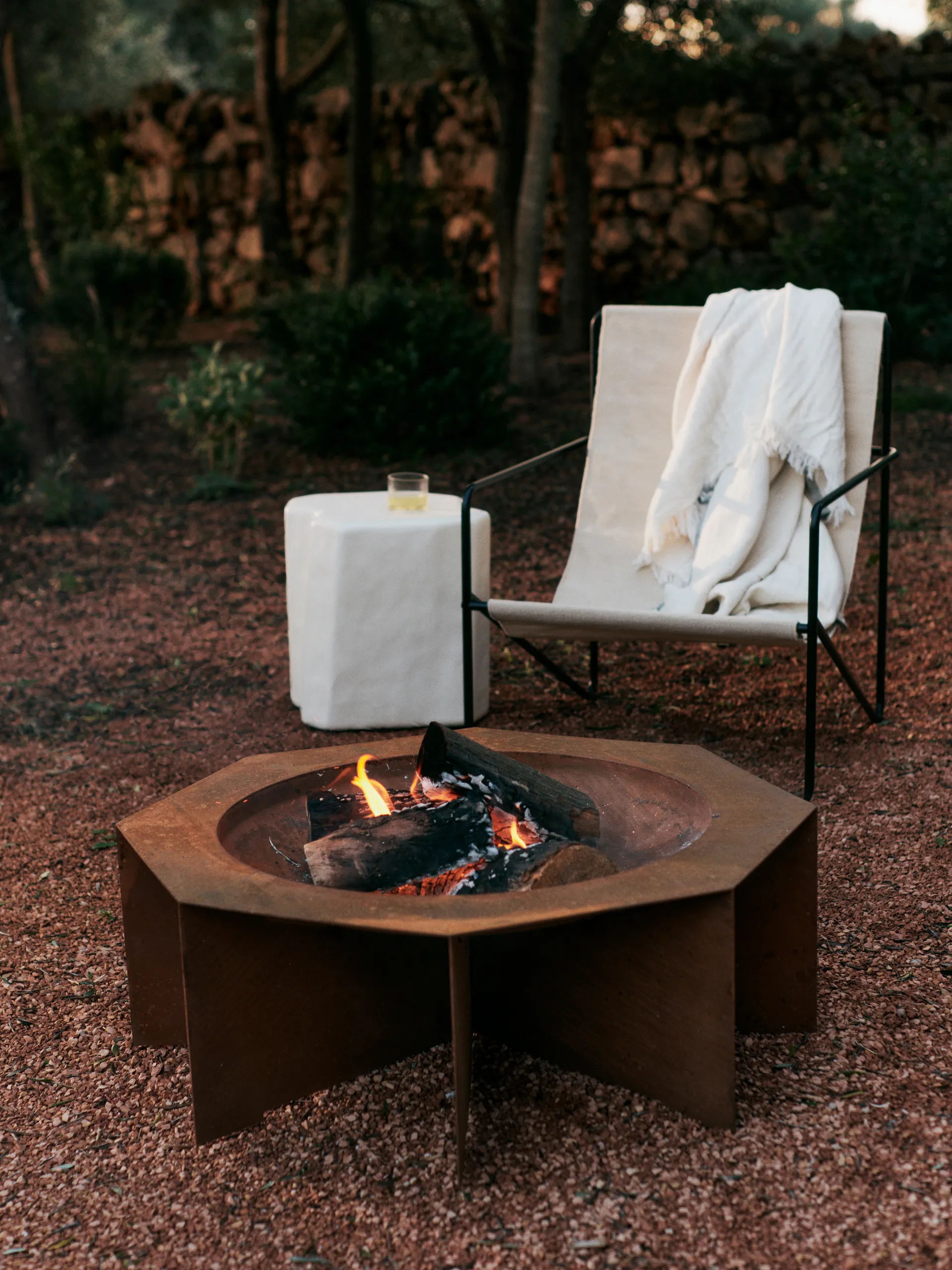 Otto fire pit peis, Rust, Ø85,5x29 cm Ferm Living