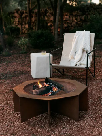 Otto fire pit peis - Rust, Ø85,5x29 cm - Ferm Living