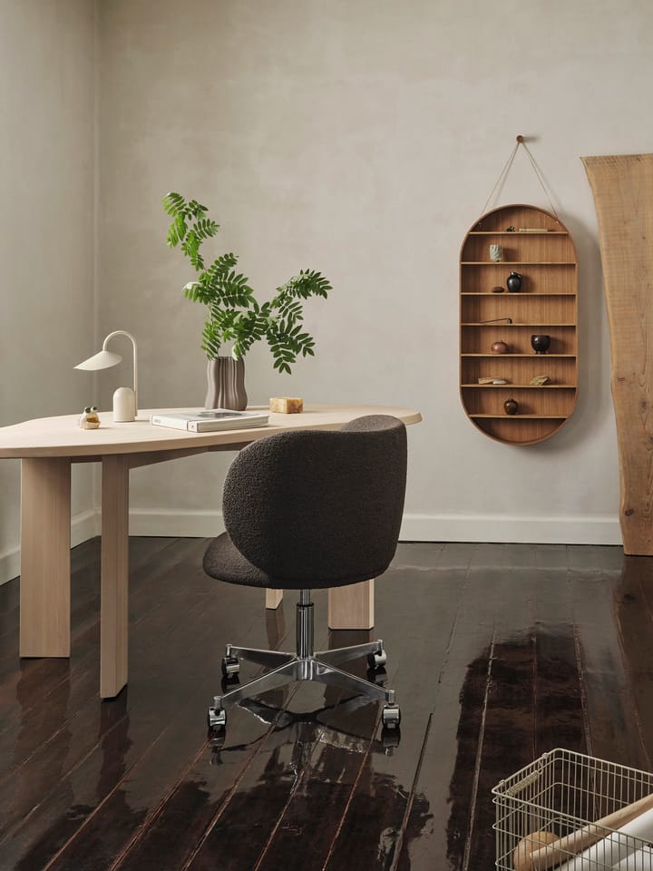 Oval Dorm hylle, Oiled oak Ferm Living