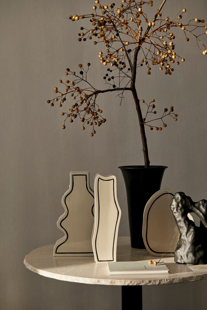 Paste vase curvy 36 cm - Off-white - ferm LIVING