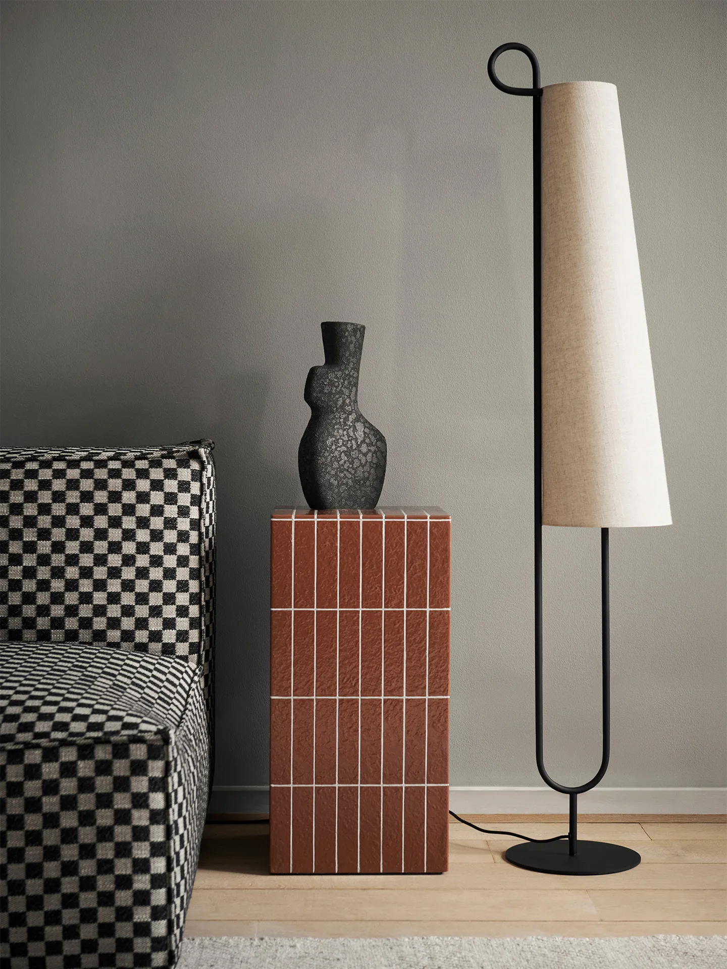 Pillar pidestall, Brown Ferm Living