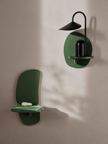 Pilu vegghylle 25 cm - Verdant Green - ferm LIVING