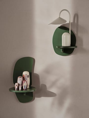 Pilu vegghylle 25 cm - Verdant Green - ferm LIVING