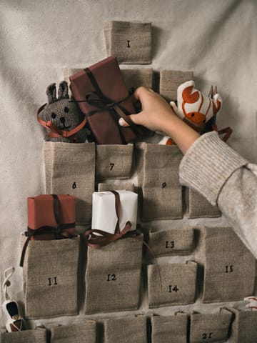 Pine julekalender - Mini 50 x 69 cm - Ferm Living