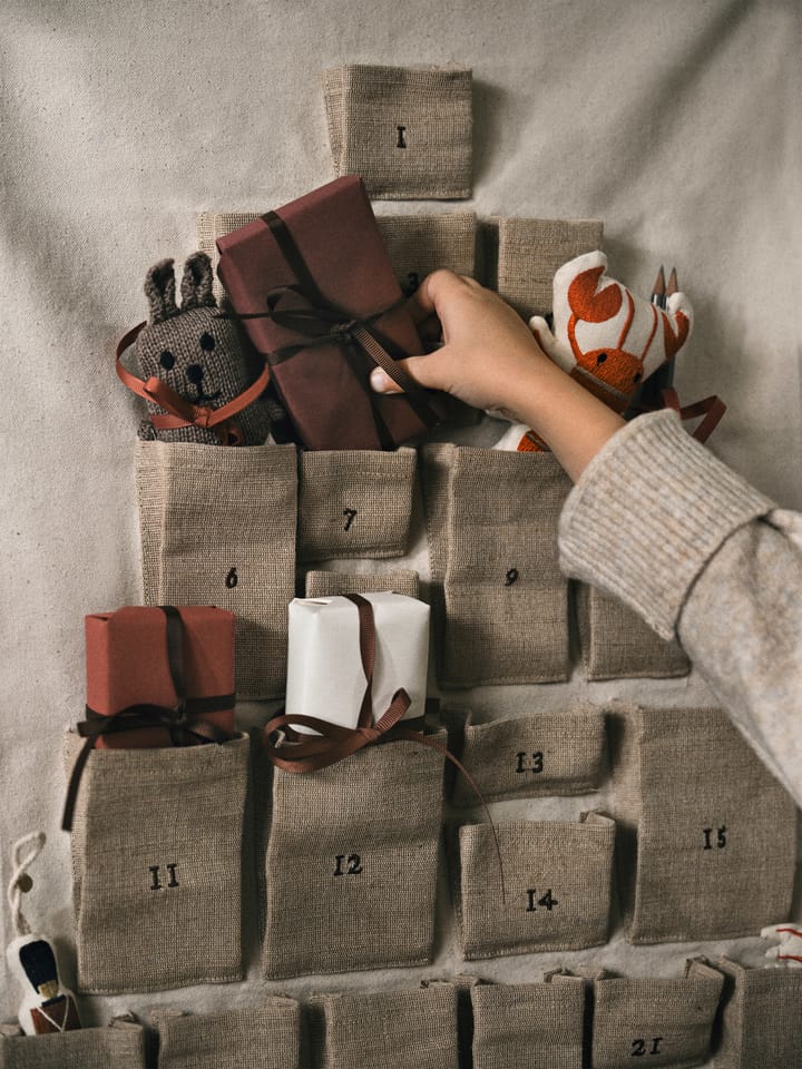 Pine julekalender, Mini 50 x 69 cm Ferm Living