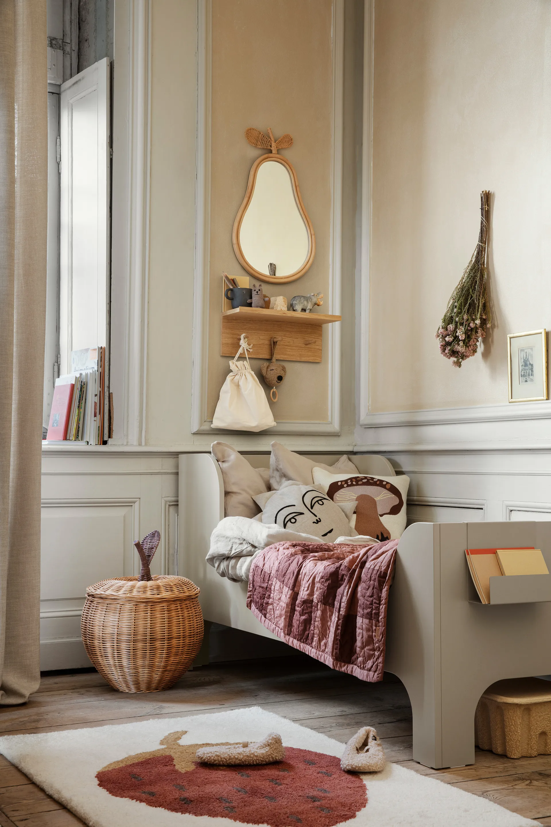 Place Rack knaggrekke hylle eik, Small Ferm Living