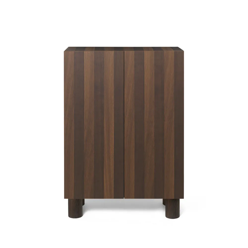 Post skap, oak smoked, med dører Ferm Living