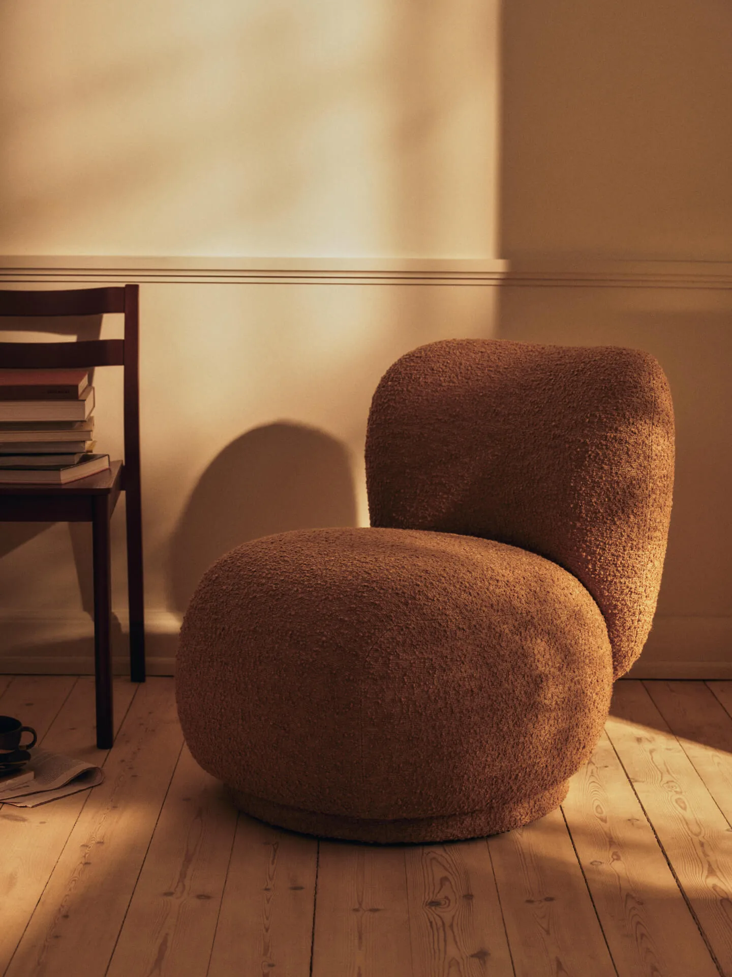 Rico lounge chair raw bouclé piccolo lenestol, Tan Ferm Living