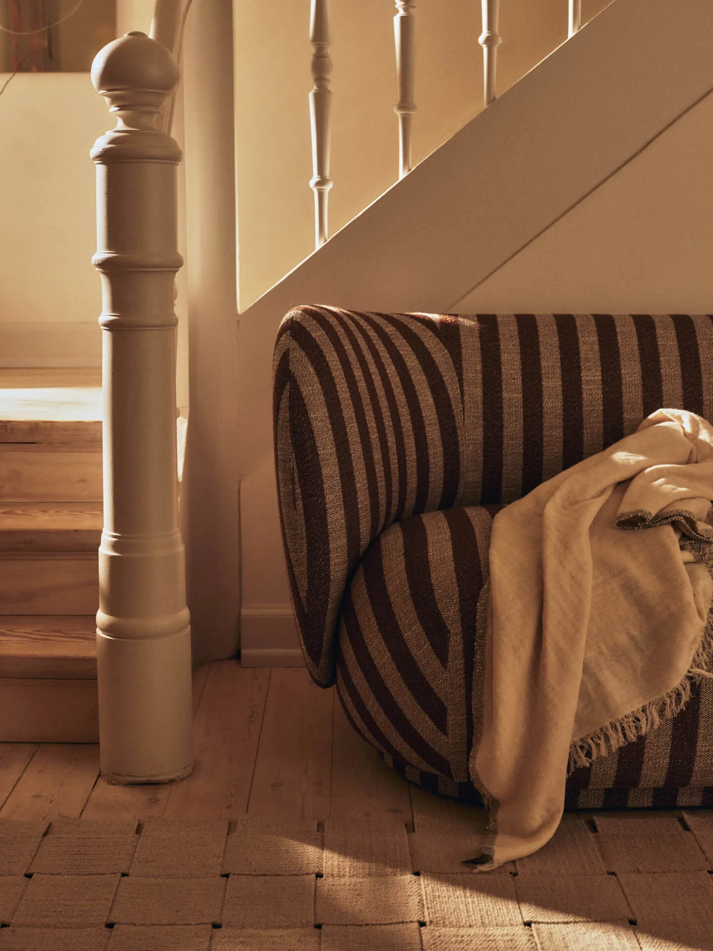 Rico sofa 2-seter, Louisiana, Sand-chocolate Ferm Living