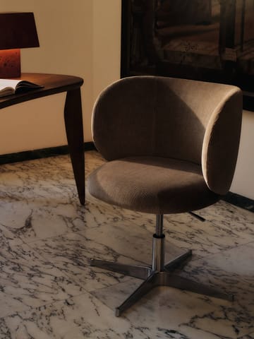 Rico spisebordsstol på hjul Devoré Velvet - Flint Grey - Ferm Living