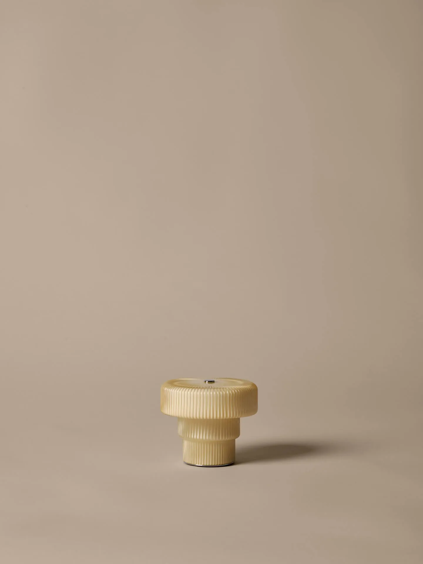 Ripple portable bordlampe, Oat, 10 cm Ferm Living