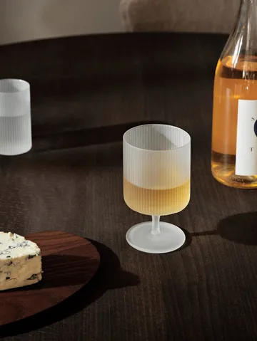 Ripple vinglass 2-pakning - Frosted - Ferm Living