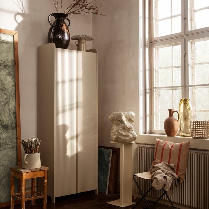 Sill Tall skap, cashmere Ferm Living