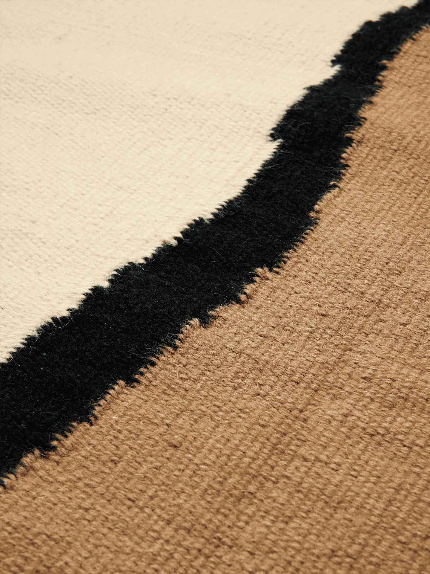 Soil Kelim teppe, Dark sand-off white, 170x240 cm Ferm Living