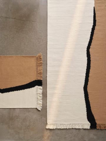 Soil Kelim teppe - Dark sand-off white, 170x240 cm - Ferm Living