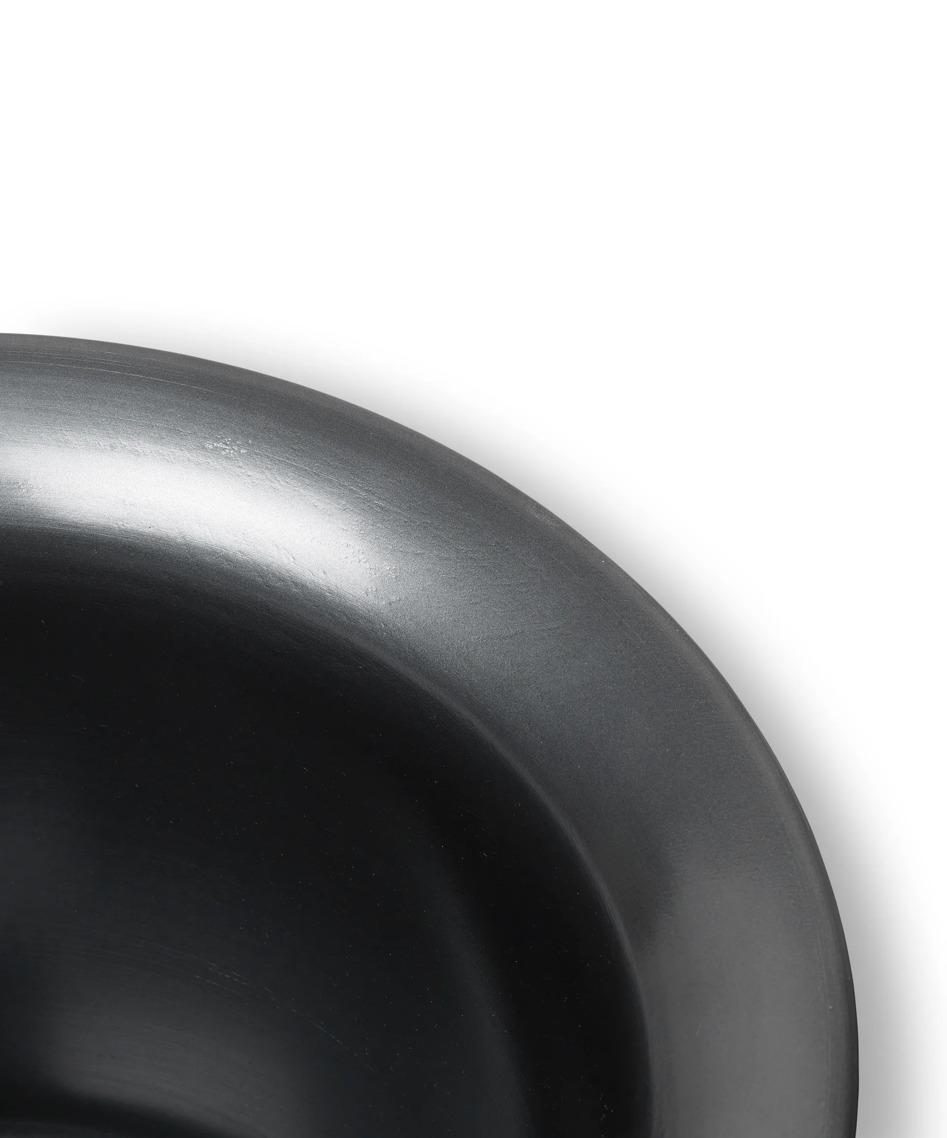 Spun alu kurv lav Ø 37 cm, Blackened Aluminium Ferm Living